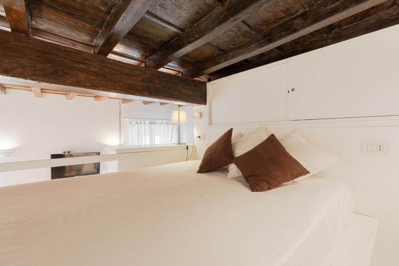 شقة روما  في Navona Loft Luxury 5 People المظهر الخارجي الصورة